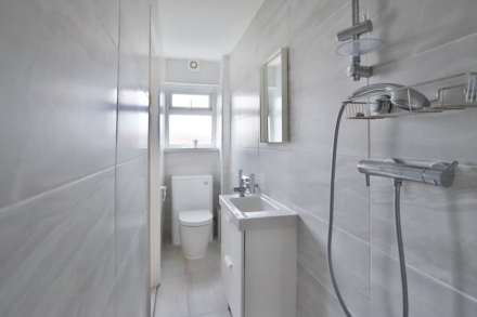 St James Close, New Malden, Image 6