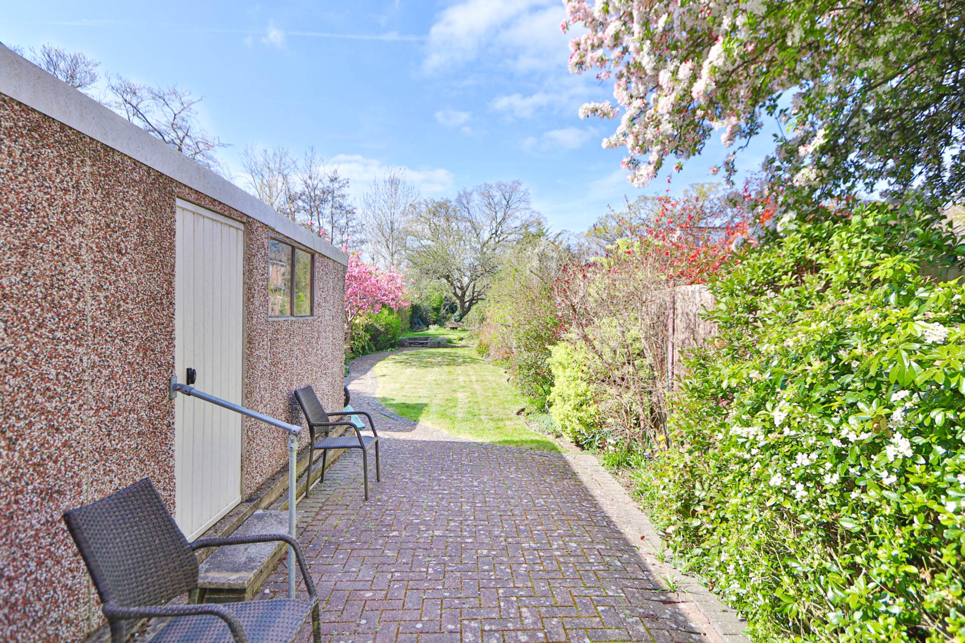 Cheam Common Road, Worcester Park, Image 18