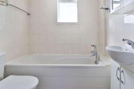 Ernest Road, Kingston Upon Thames, Image 7