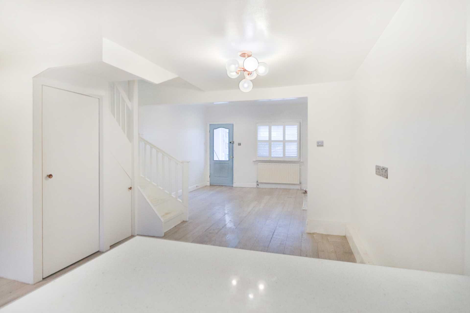 York Road, Kingston Upon Thames, Image 4