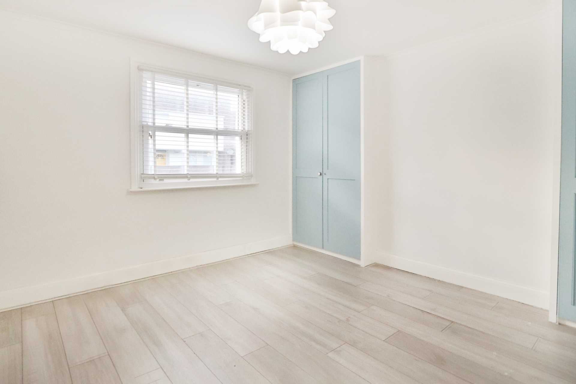 York Road, Kingston Upon Thames, Image 7