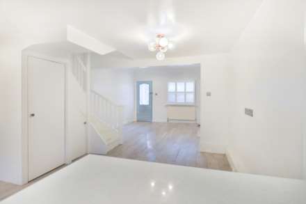 York Road, Kingston Upon Thames, Image 4