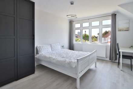 Highfield Road, Surbiton, Image 13