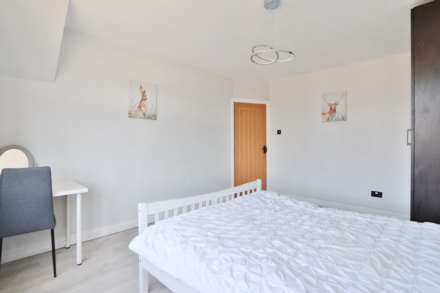 Highfield Road, Surbiton, Image 14