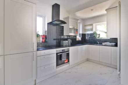 Highfield Road, Surbiton, Image 4