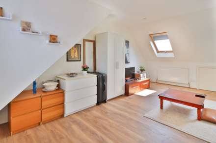 Kingston Road, New Malden, Image 5
