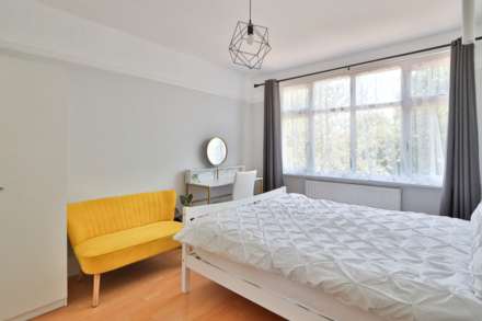 Highfield Road, Surbiton, Image 12
