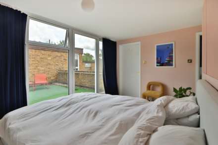 Acacia Grove, New Malden, Image 19