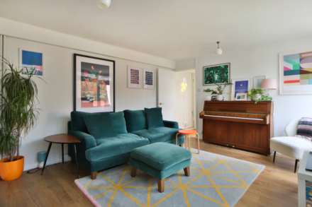 Acacia Grove, New Malden, Image 2