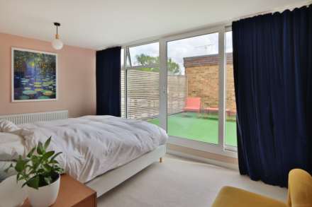 Acacia Grove, New Malden, Image 5