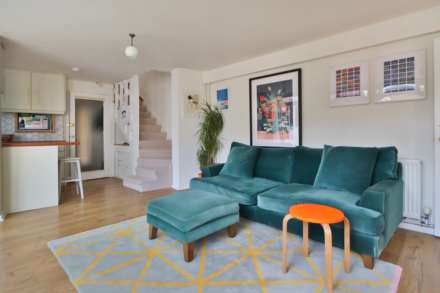 Acacia Grove, New Malden, Image 9