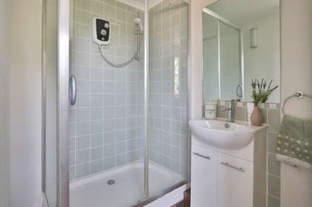 Kingscote Road, New Malden, Image 13