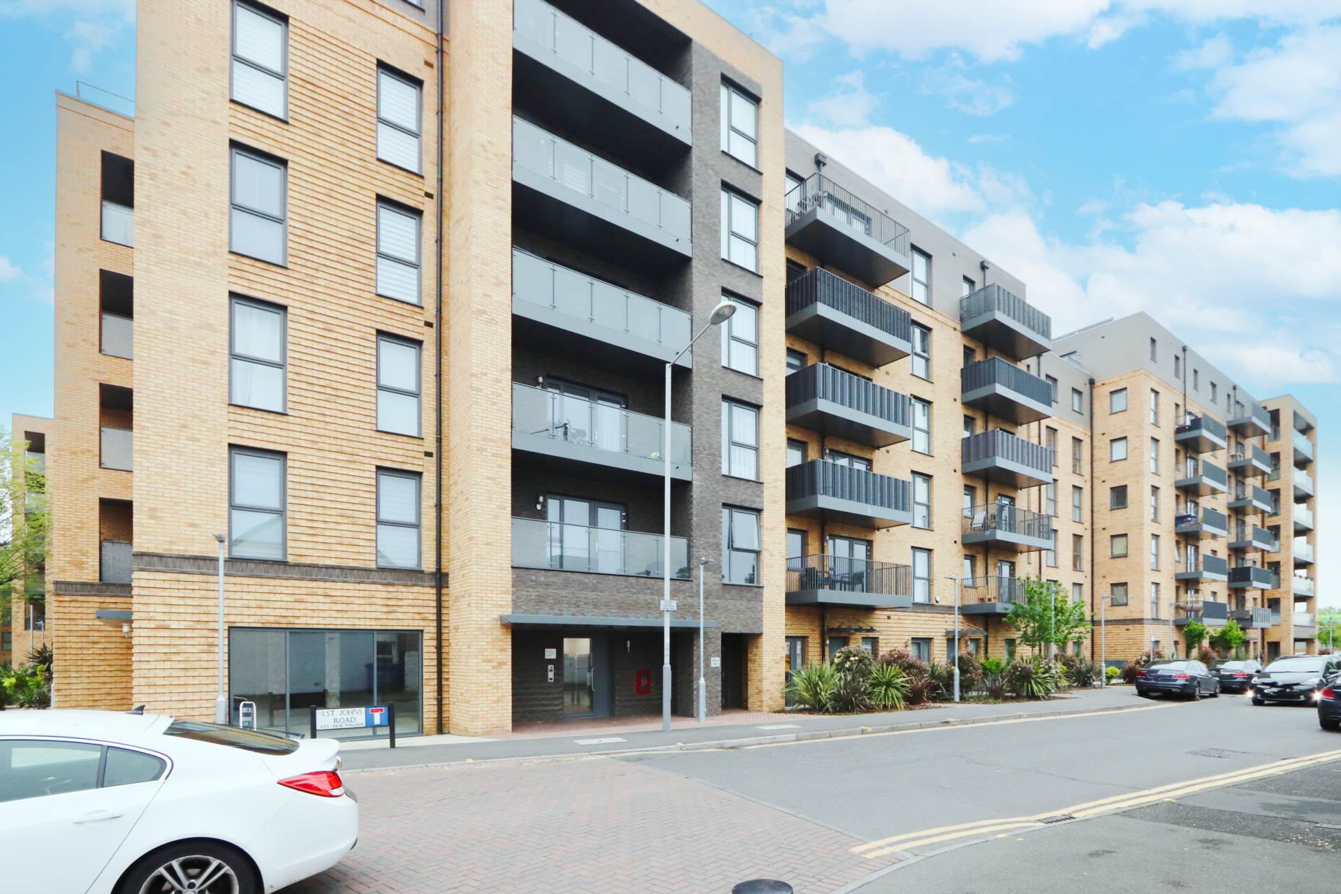 Powdermill Close, New Malden, Image 1