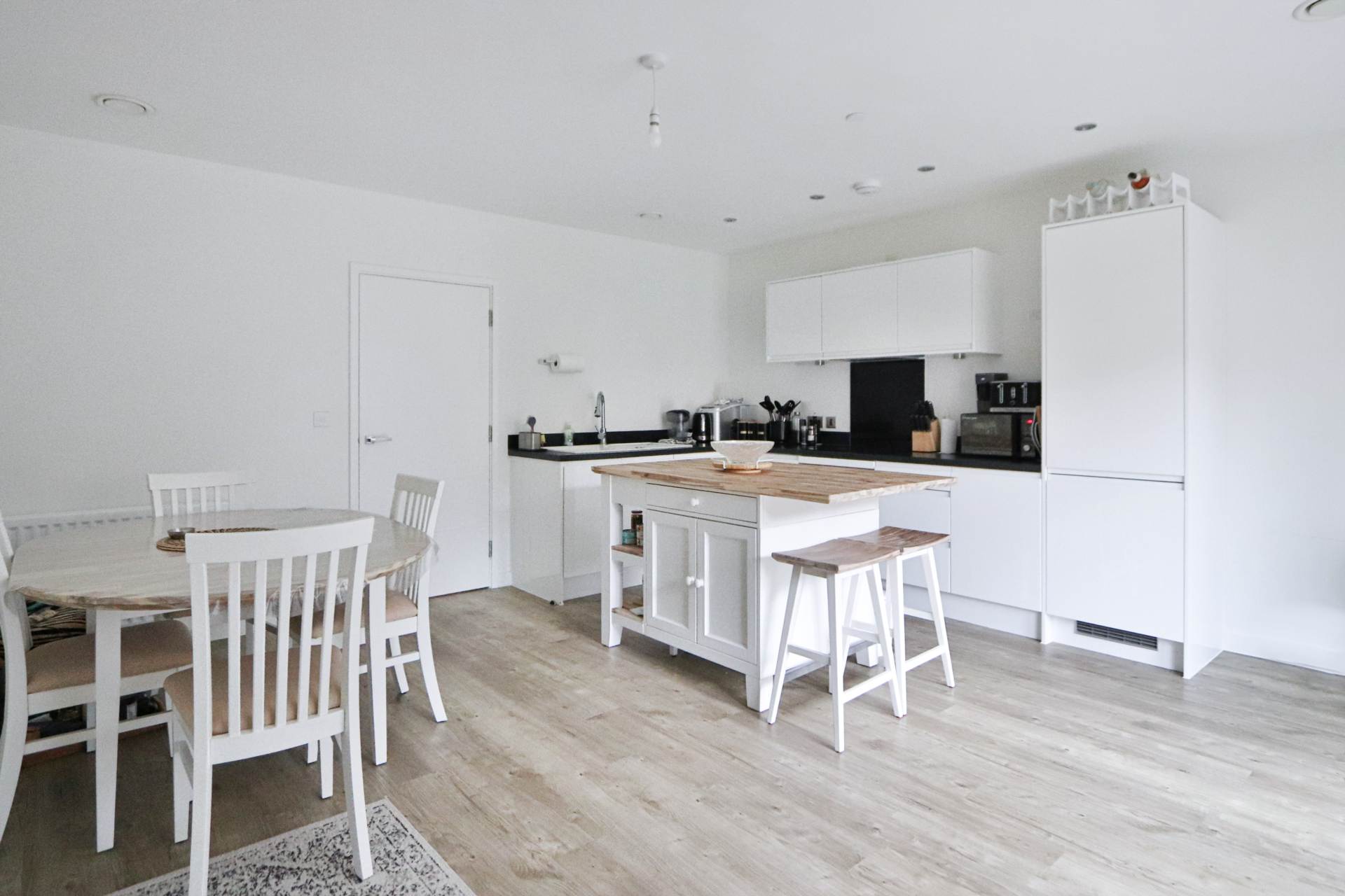 Powdermill Close, New Malden, Image 2