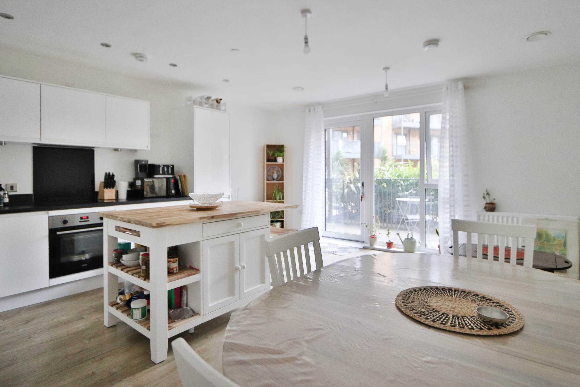 Powdermill Close, New Malden, Image 3