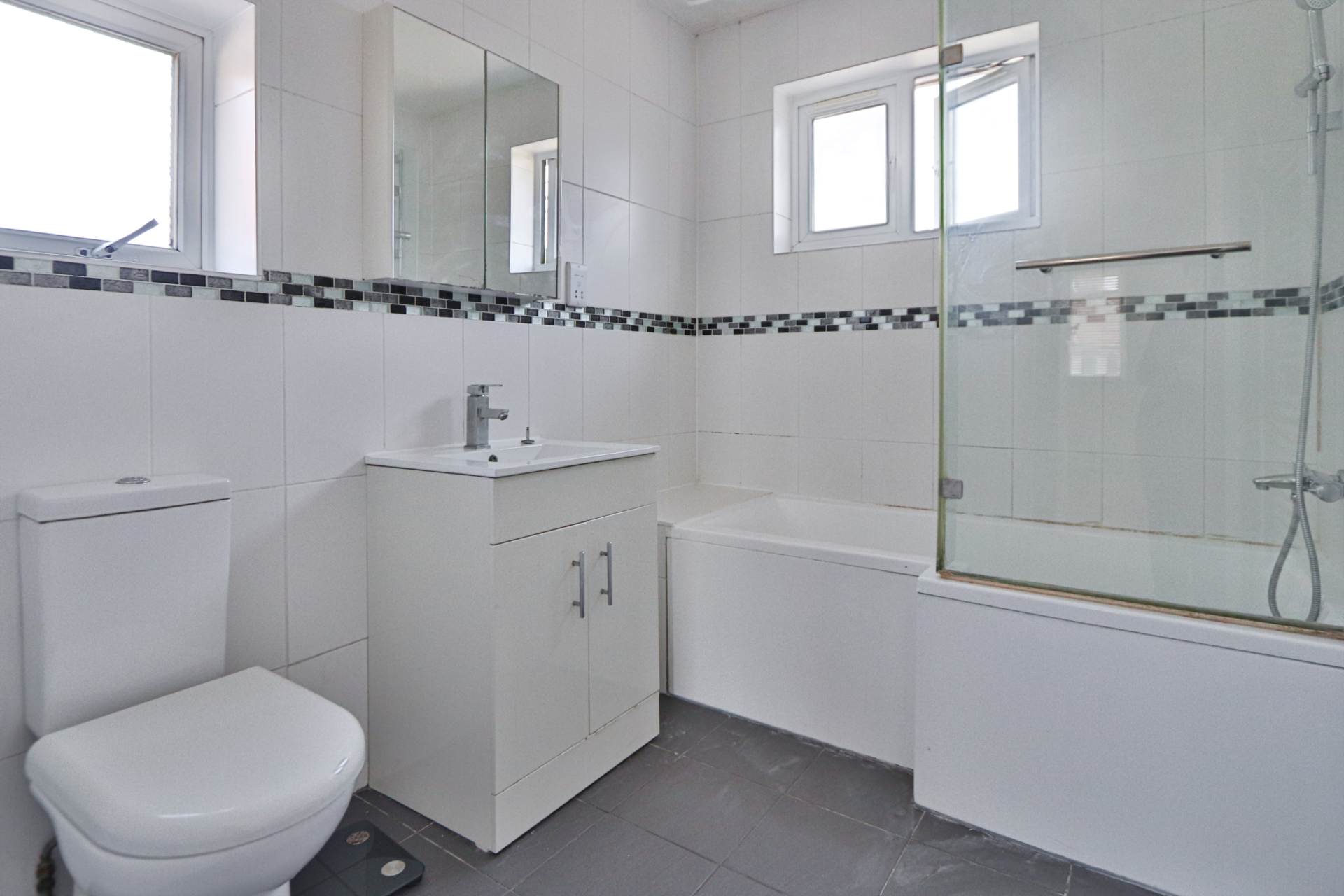 Highbury Close, New Malden, Image 16