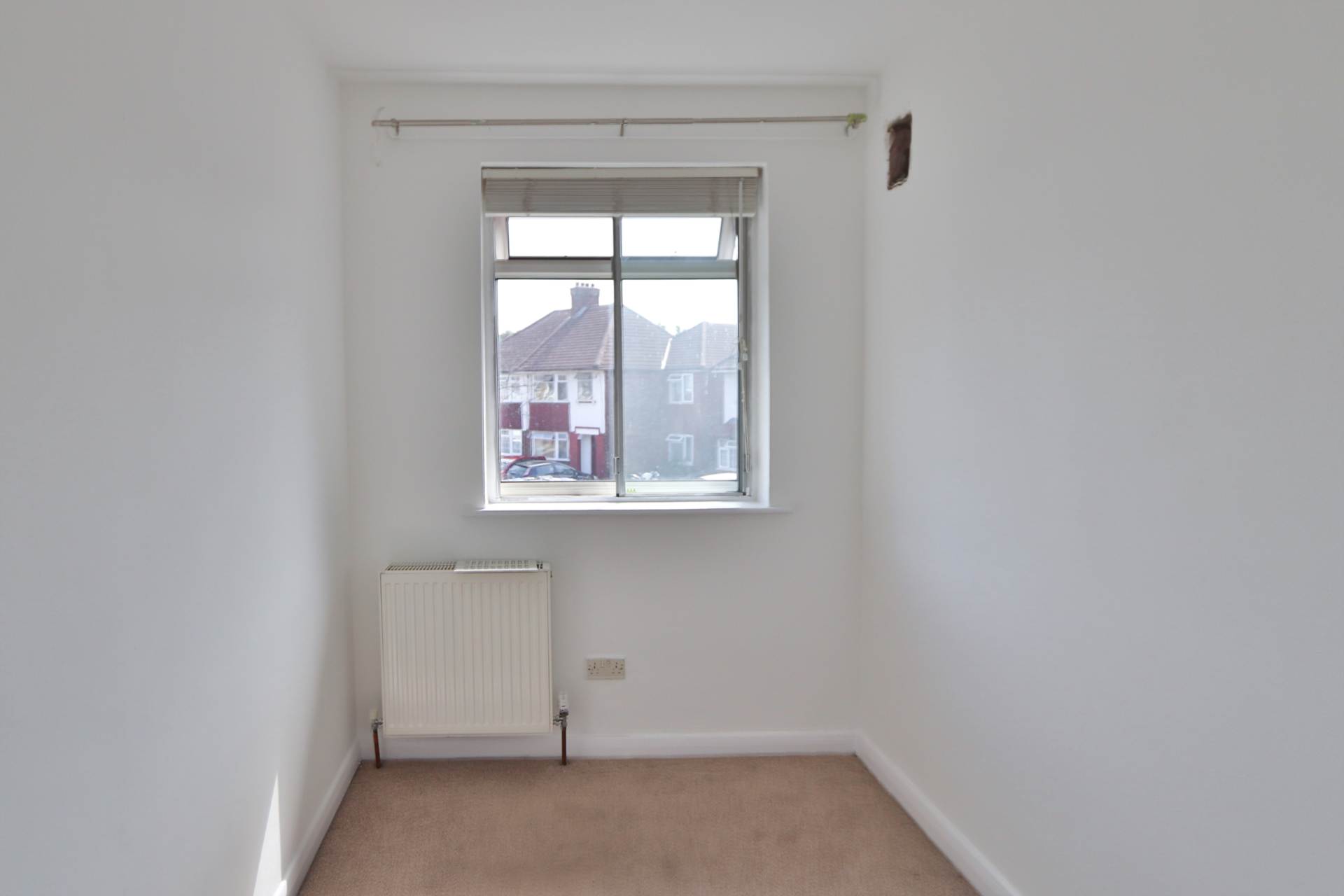 Highbury Close, New Malden, Image 17