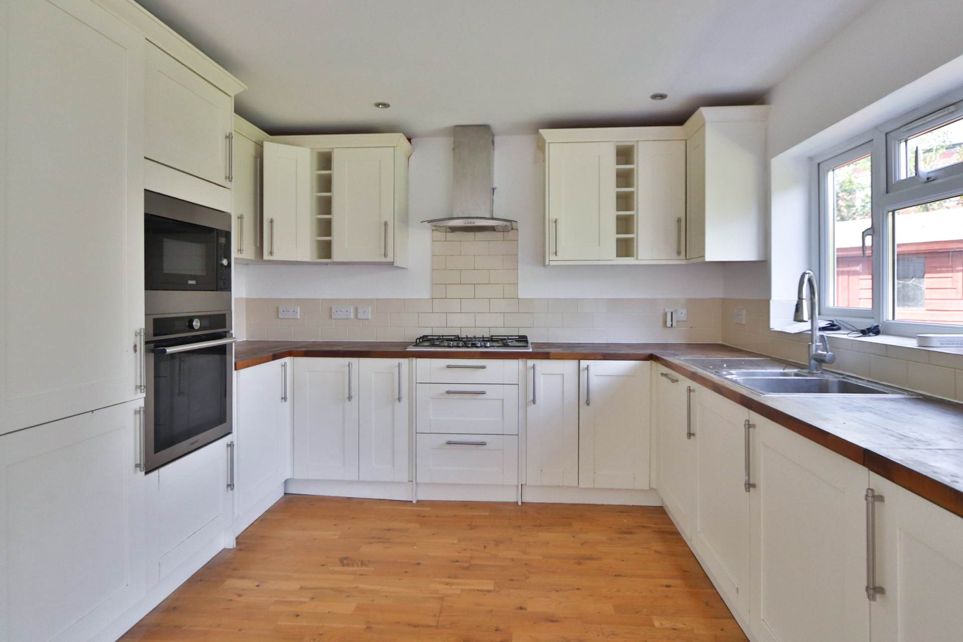 Highbury Close, New Malden, Image 4