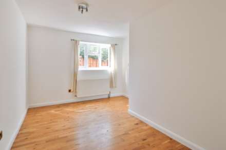 Highbury Close, New Malden, Image 8