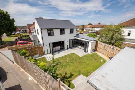 Browning Avenue, Worcester Park, Image 15