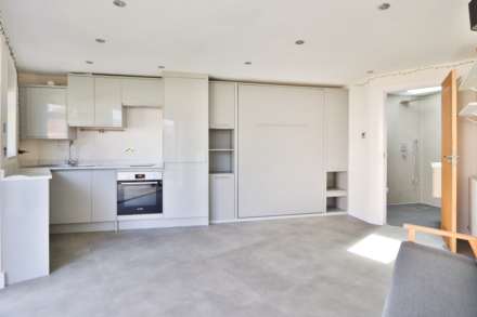 Browning Avenue, Worcester Park, Image 24