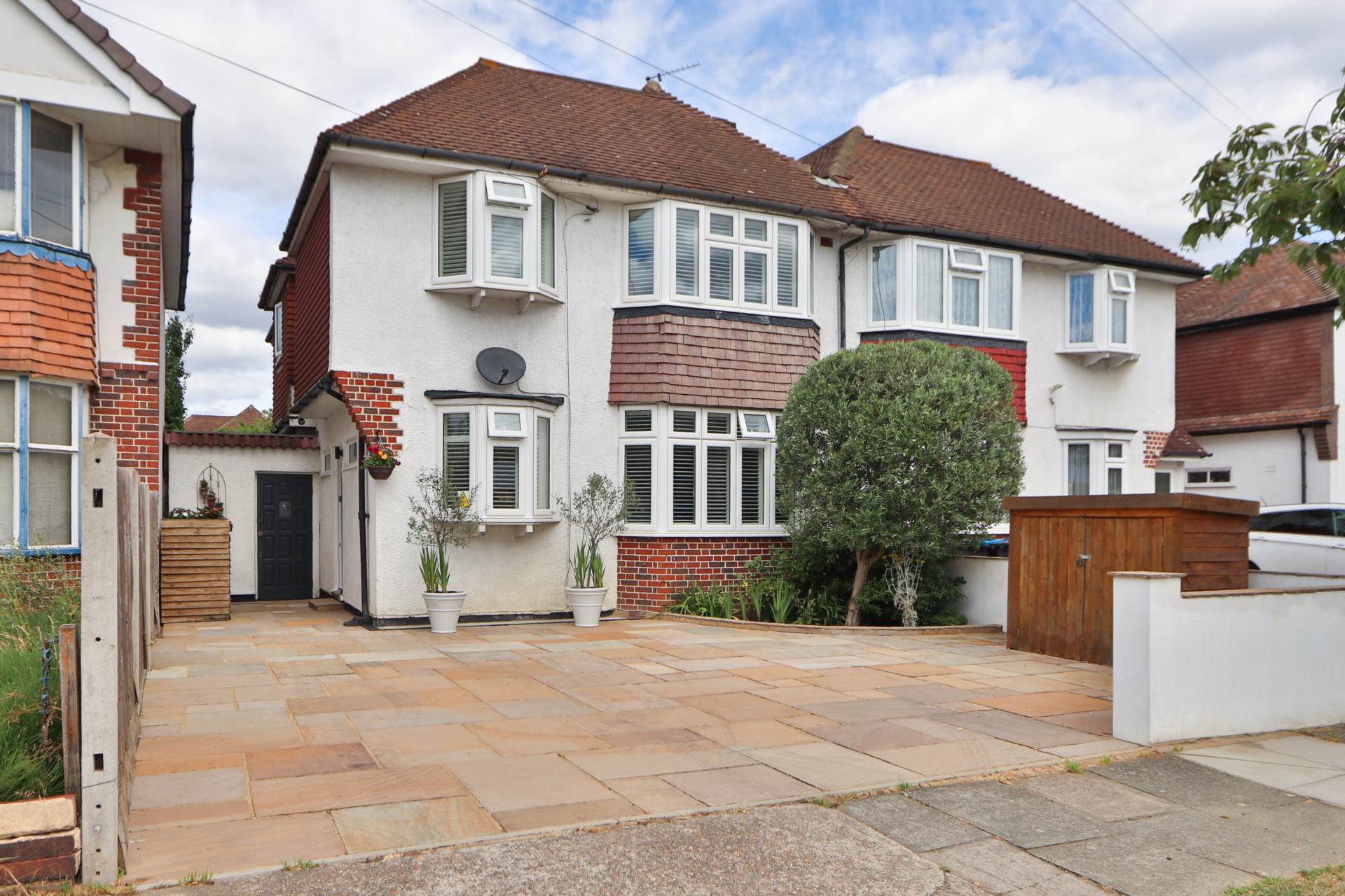 Van Dyke Avenue, New Malden, Image 1