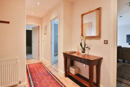 Hurricane House, London, Image 3