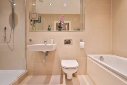 Hurricane House, London, Image 9