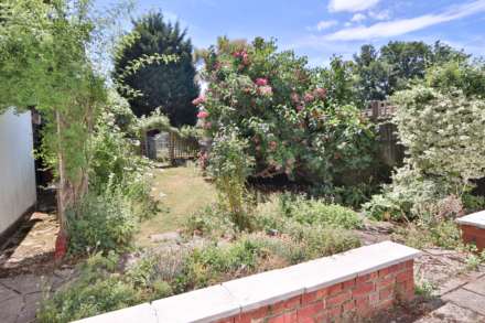Motspur Park, New Malden, Image 3