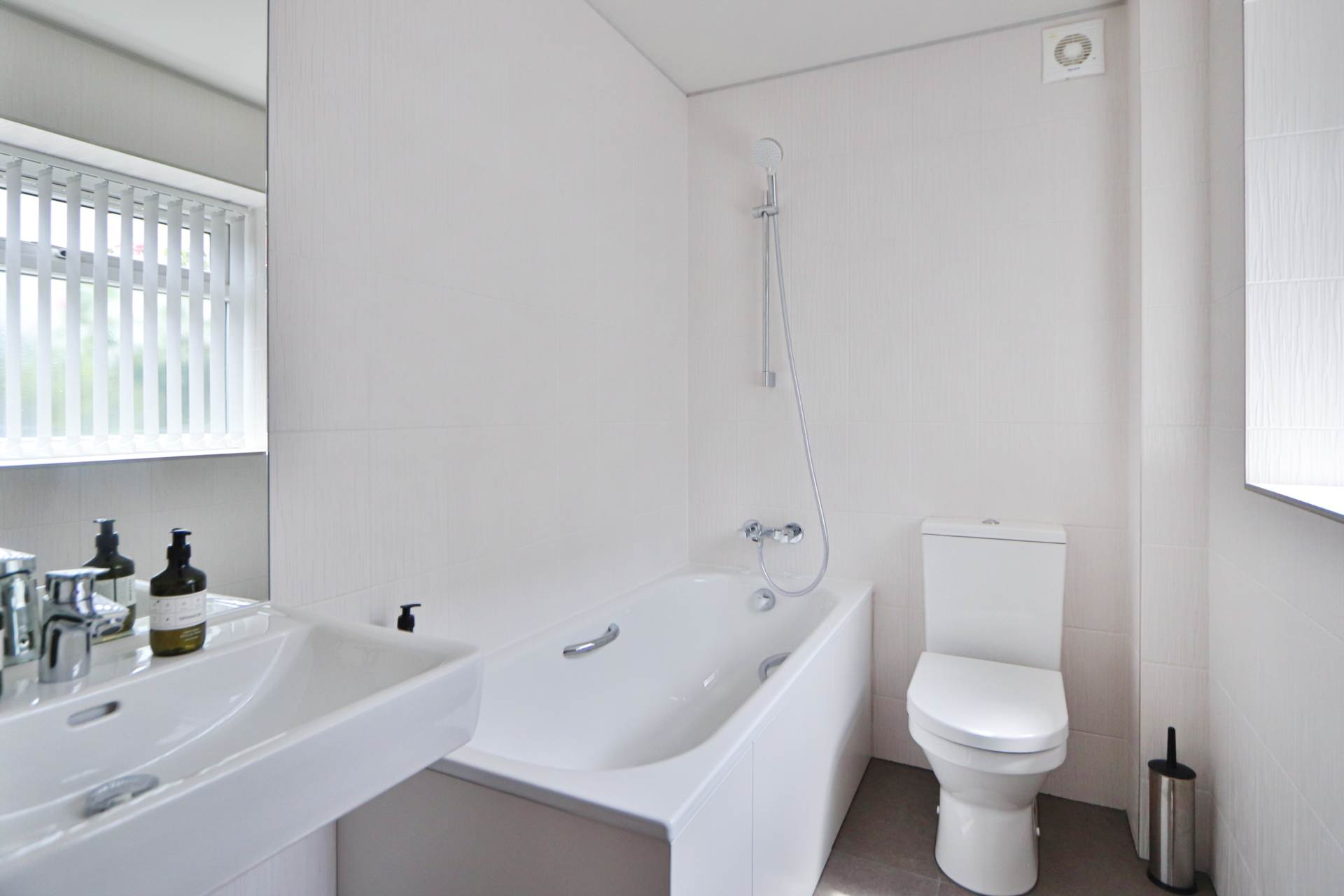 Rodney Close, New Malden, Image 4