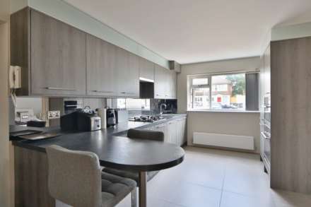 Rodney Close, New Malden, Image 10
