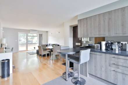 Rodney Close, New Malden, Image 2