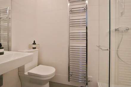 Rodney Close, New Malden, Image 6
