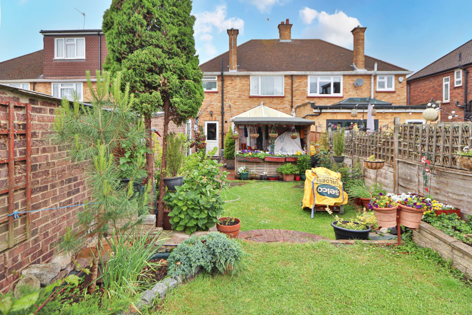 Peel Way, Uxbridge, Image 4