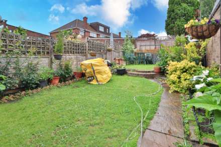 Peel Way, Uxbridge, Image 15