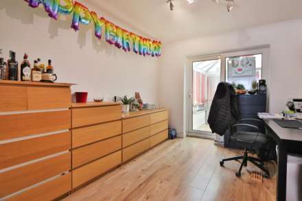 Peel Way, Uxbridge, Image 3