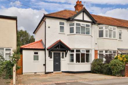 3 Bedroom End Terrace, Blakes Terrace, New Malden