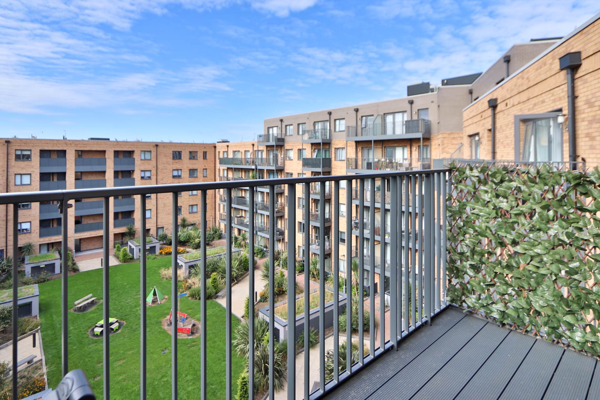 Grassholme House, New Malden, Image 9