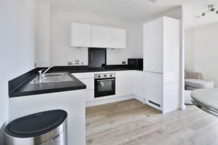 Grassholme House, New Malden, Image 4