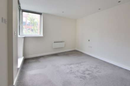 London Road, Kingston Upon Thames, Image 6