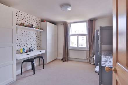 Richmond Park Rd, Kingston Upon Thames, Image 5