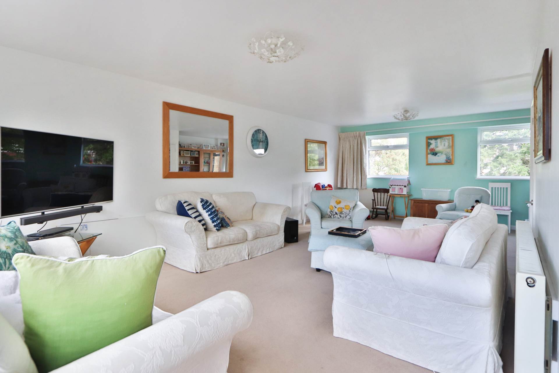Bedster Gardens, East Molesey, Image 3