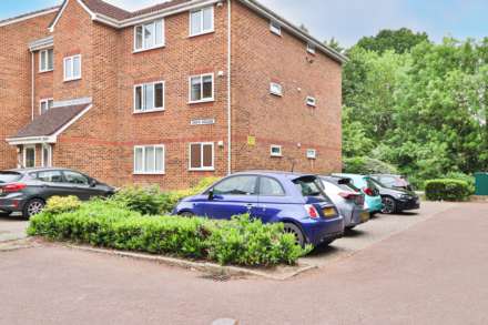 Onyx House, Worcester Park, Image 12