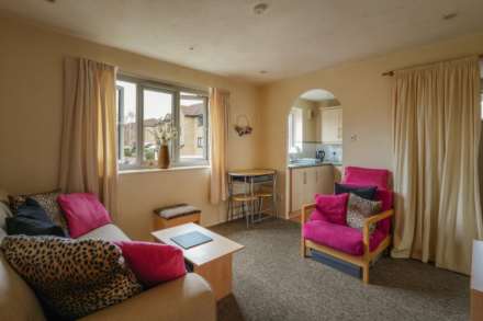 Onyx House, Worcester Park, Image 3