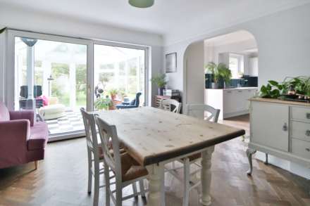 Bargate Close, New Malden, Image 3