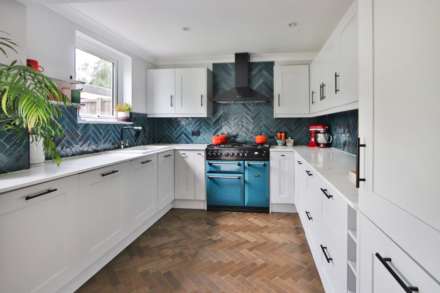 Bargate Close, New Malden, Image 5