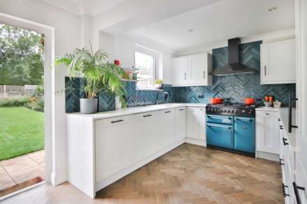 Bargate Close, New Malden, Image 6