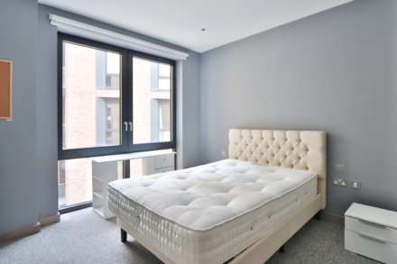Drapers Yard, London, Image 10