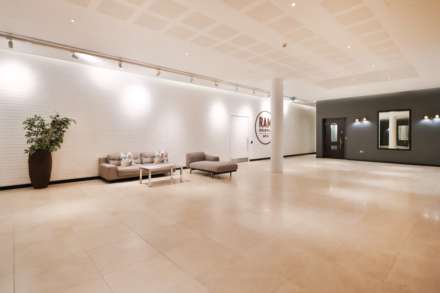 Drapers Yard, London, Image 16