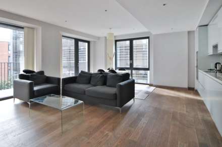Drapers Yard, London, Image 3
